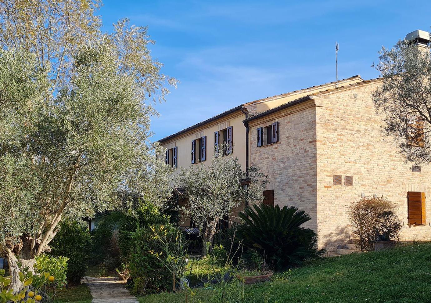 فندق Le Residenze Degli Ulivi Campofilone المظهر الخارجي الصورة